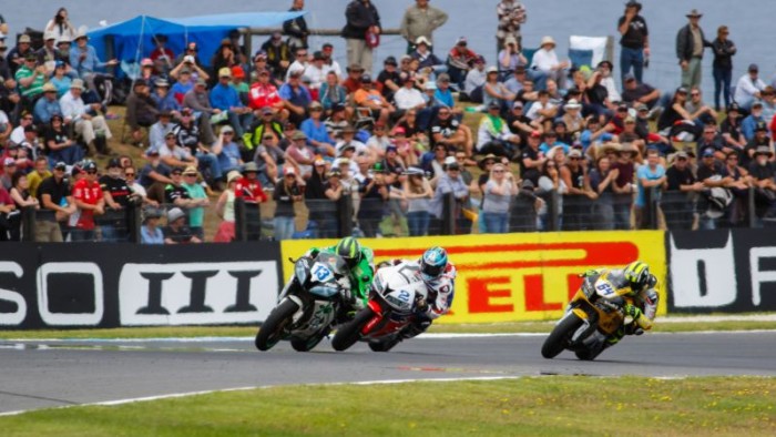 01145 R1 Action